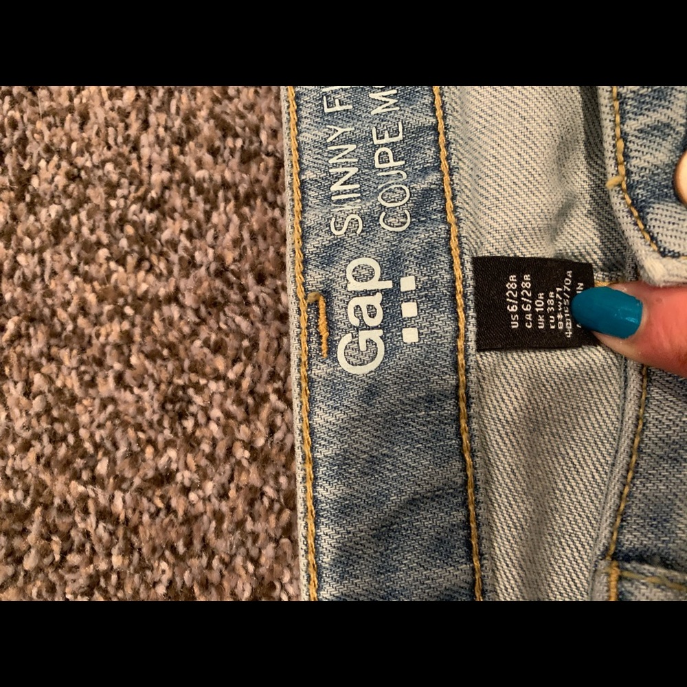 Full Length Gap Jeans - Picture 1 of 5